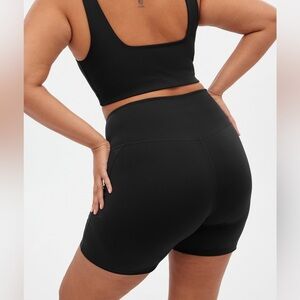Girlfriend Collective Black High-Rise Run Short, Size L